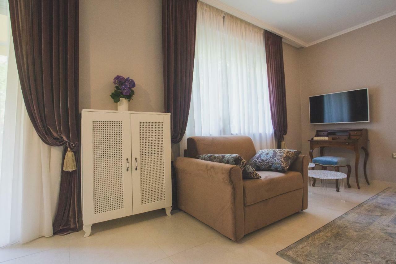 Luxury Apartment Padre Pio Сплит Екстериор снимка